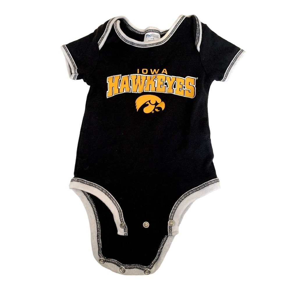 Pro Edge Baby Infant Size 3 6 months Iowa Hawkeyes Black Gold 1 Piece Bodysuit S